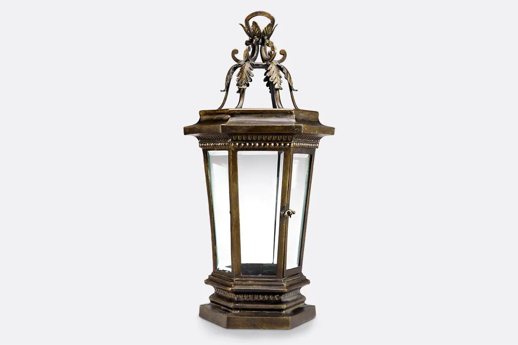 Acanthus Cornice Lantern