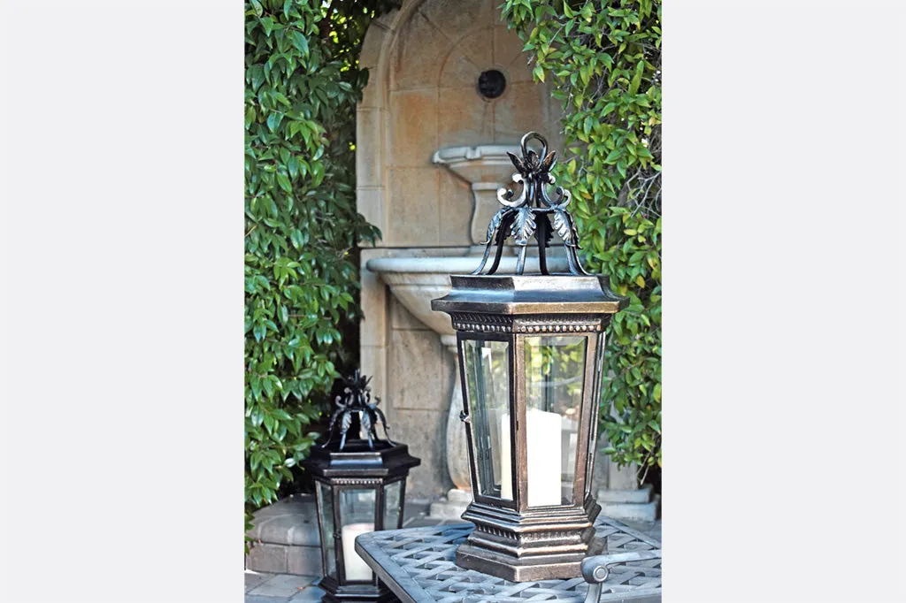 Acanthus Cornice Lantern