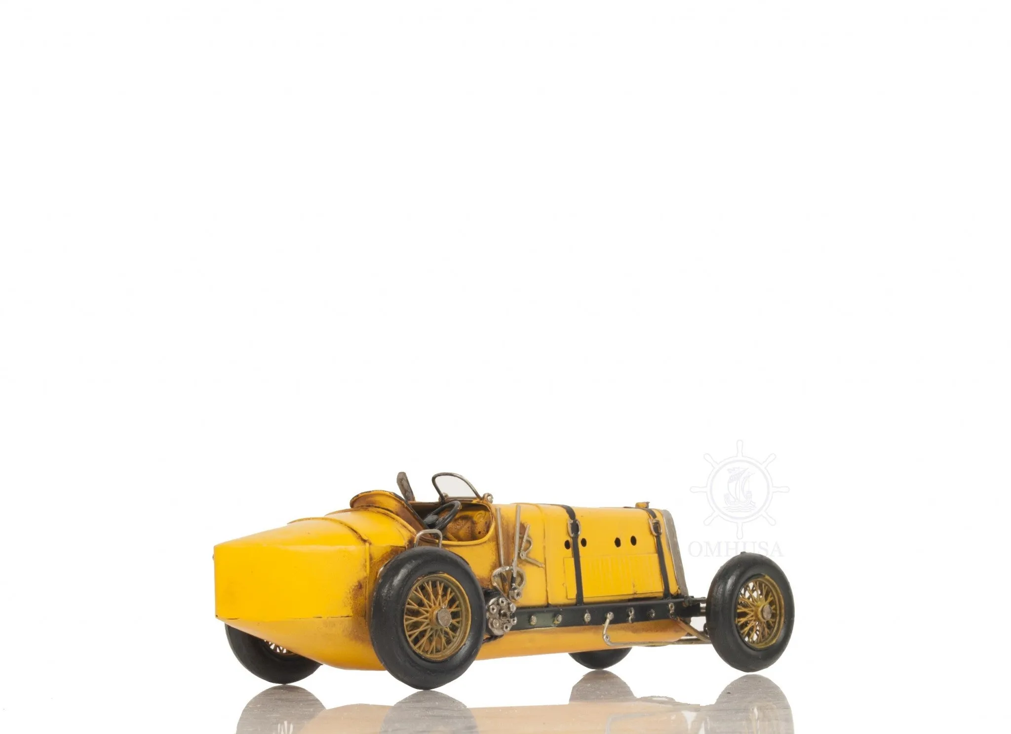 Alfa Romeo P2 Classic Racing Car Sculpture By Homeroots