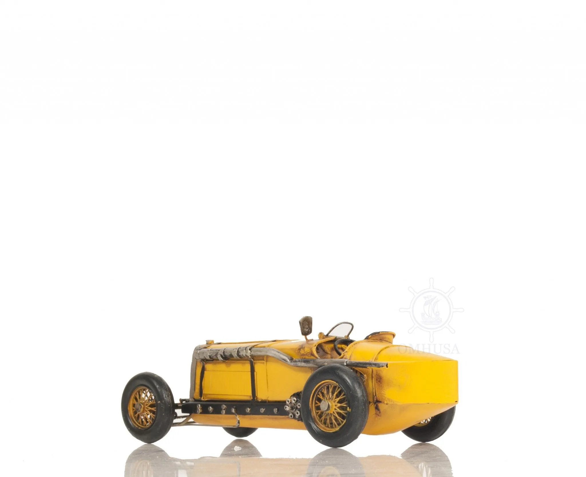 Alfa Romeo P2 Classic Racing Car Sculpture By Homeroots