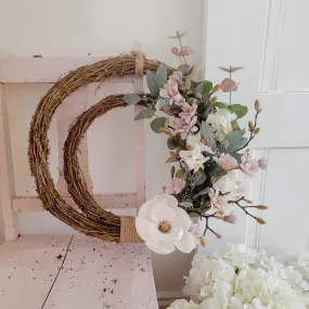 All Year Round Magnolia Wreath (Stockists)