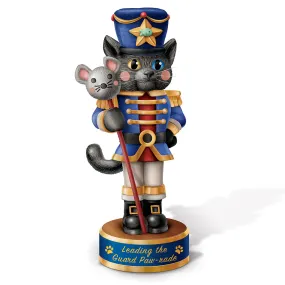 Bradford Exchange A Meowwy Little Christmas Sculpture Leading the Guard Paw-rade