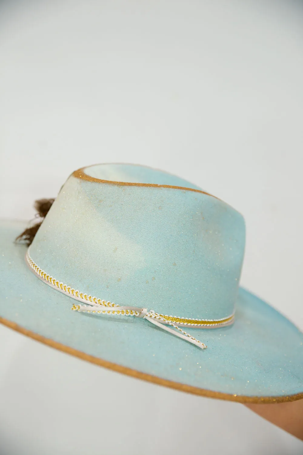 BUTTERFLY BLUES RANCHER HAT