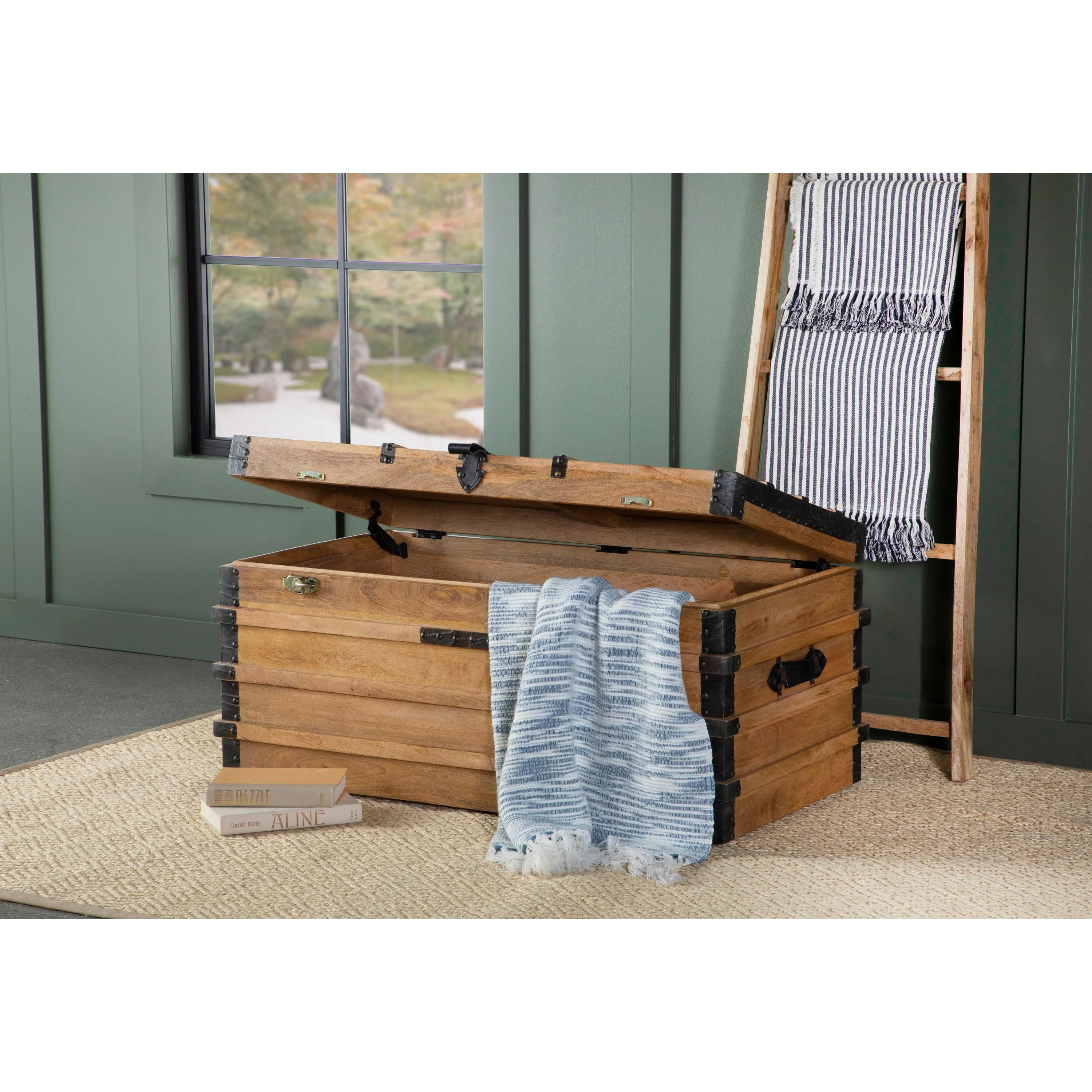 Coaster Furniture Simmons 959553 Rectangular Storage Trunk - Natural/Black