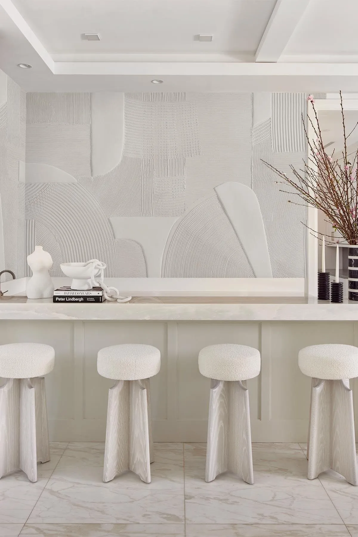 Geometric Clay White