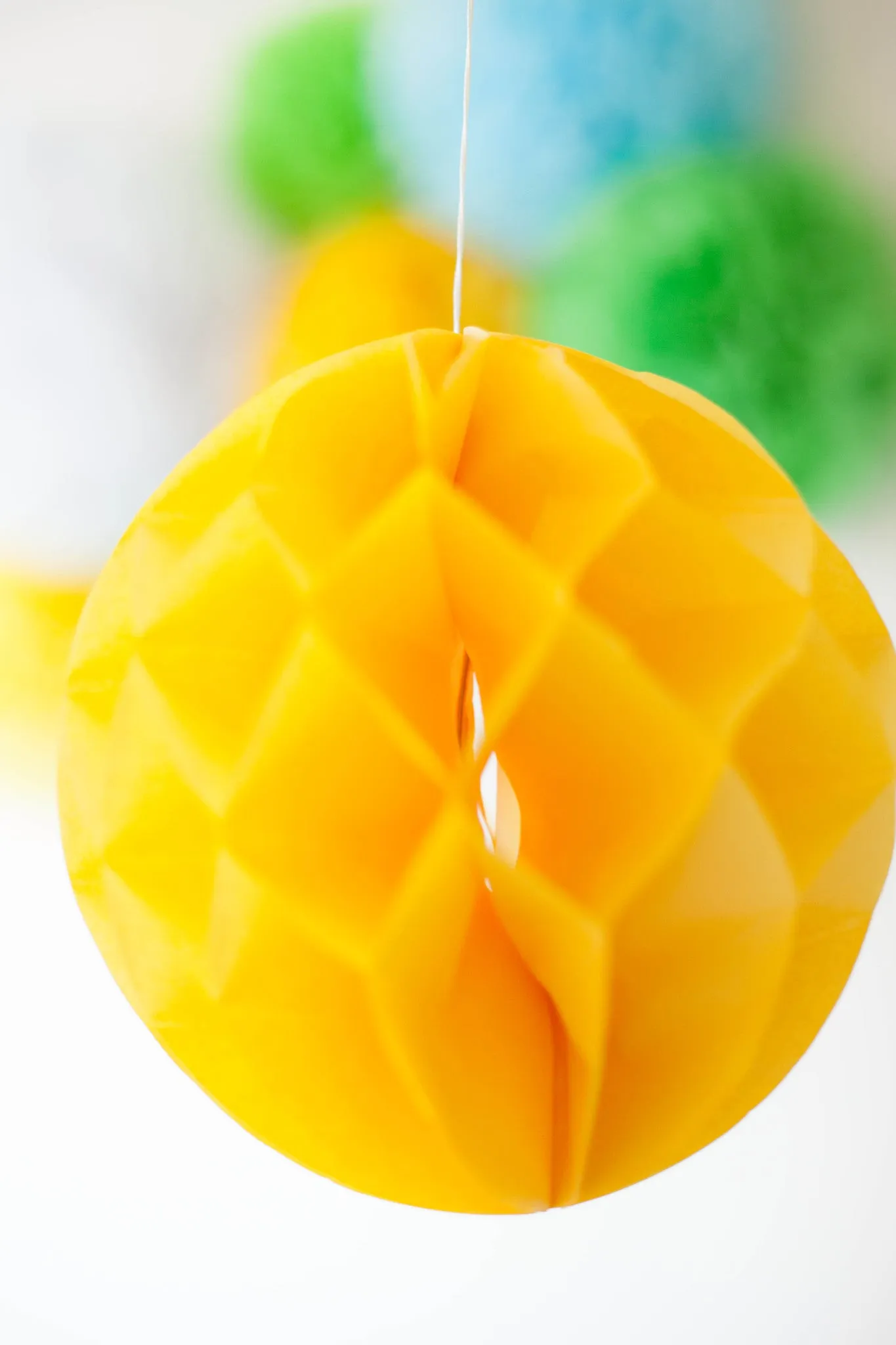 Honeycomb Lantern (20cm)