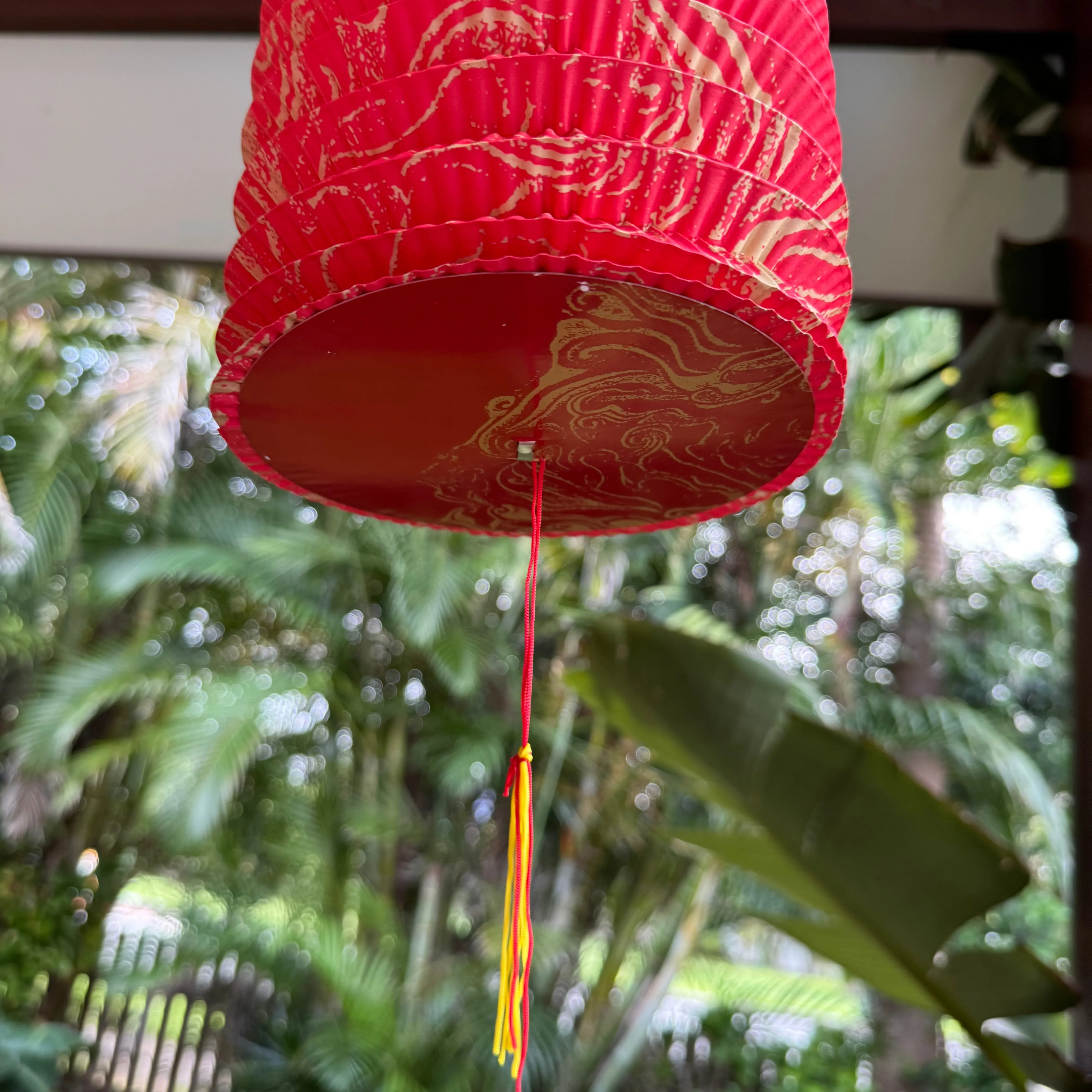 Large Red/Gold Chinese Printed Lanterns - Pack of 12
