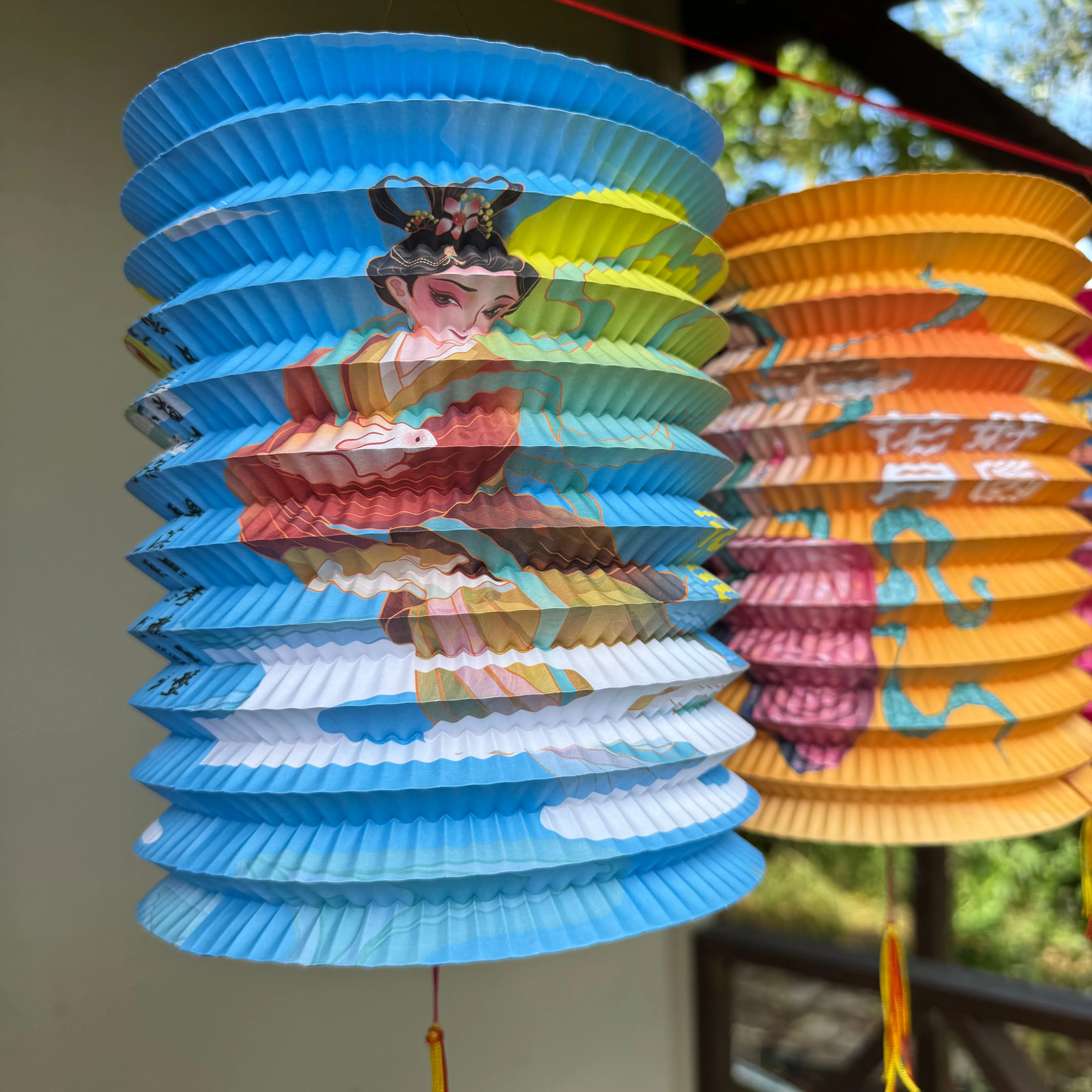 Mid-Autumn Moon Goddess Printed 12 Pack mixed corrugated paper cylinder lanterns