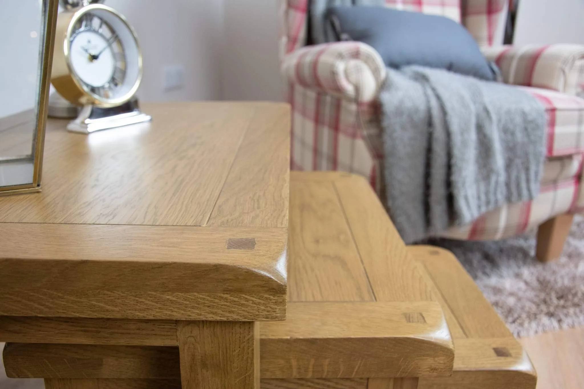 'Oakwood Living' Country Oak Nest Of 3 Side Tables