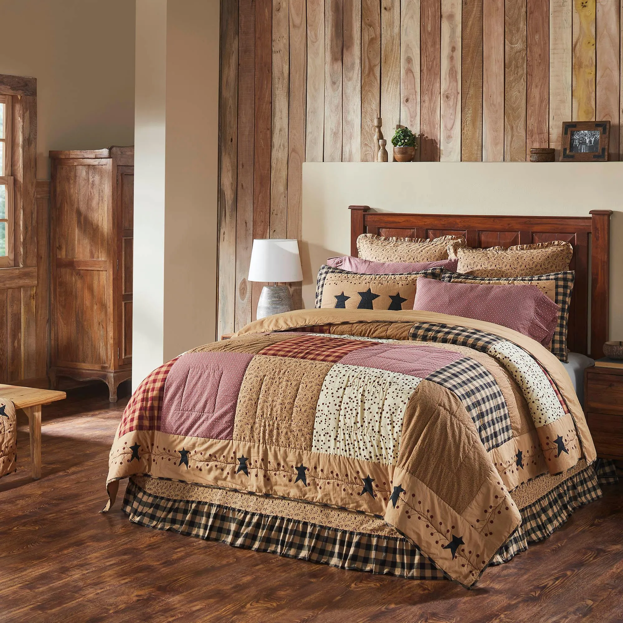 Pip Vinestar Queen Quilt 94Wx94L