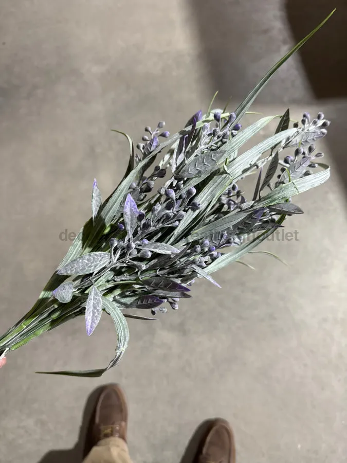 Plastic Berry/Grass Bush – Purple 80204