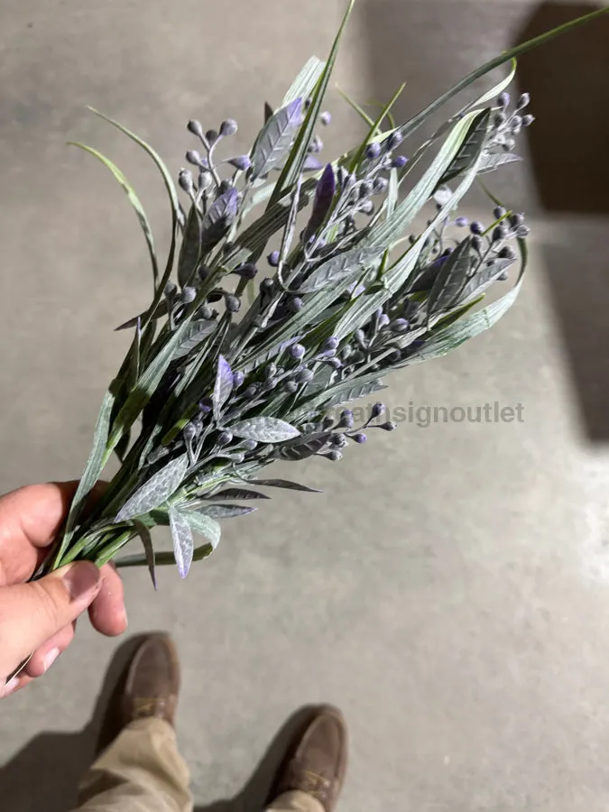 Plastic Berry/Grass Bush – Purple 80204